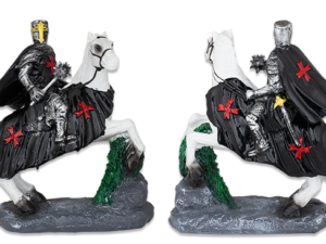 FIGURA RESINA CABALLERO TEMPLARIO A CABALLO BLANCO CON MAZA 12 cm.  COD: 39579