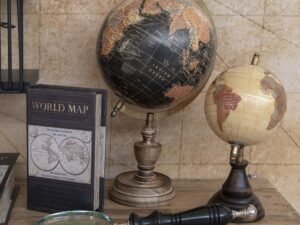 GLOBO TERRAQUEO EN PVC Y MADERA. 20CM. COD: 18959